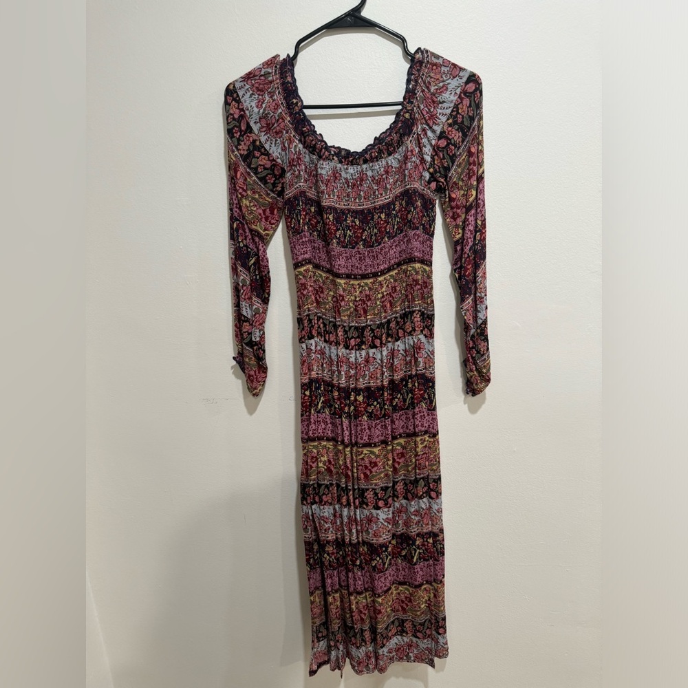 Urban outfitters kimchi blue off the shoulder long sleeve dress size small